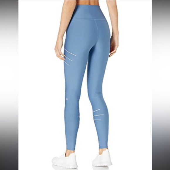 ALO Yoga Sequence Reflective Leggings - Picture 2 of 6